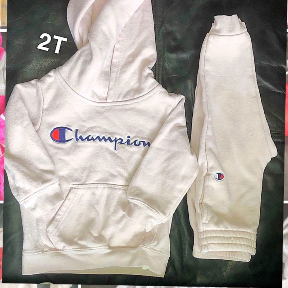 Champion sweatsuit